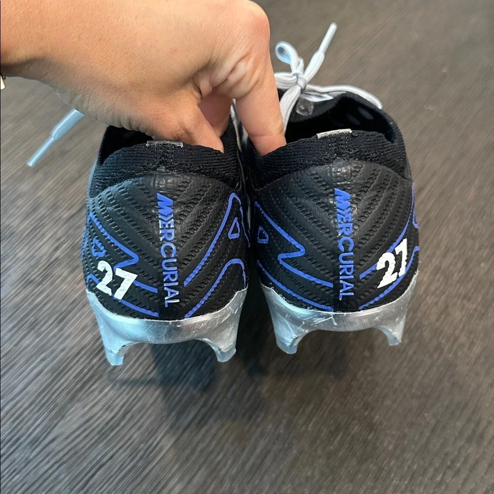 Nike Black and Blue Athletic Shoes